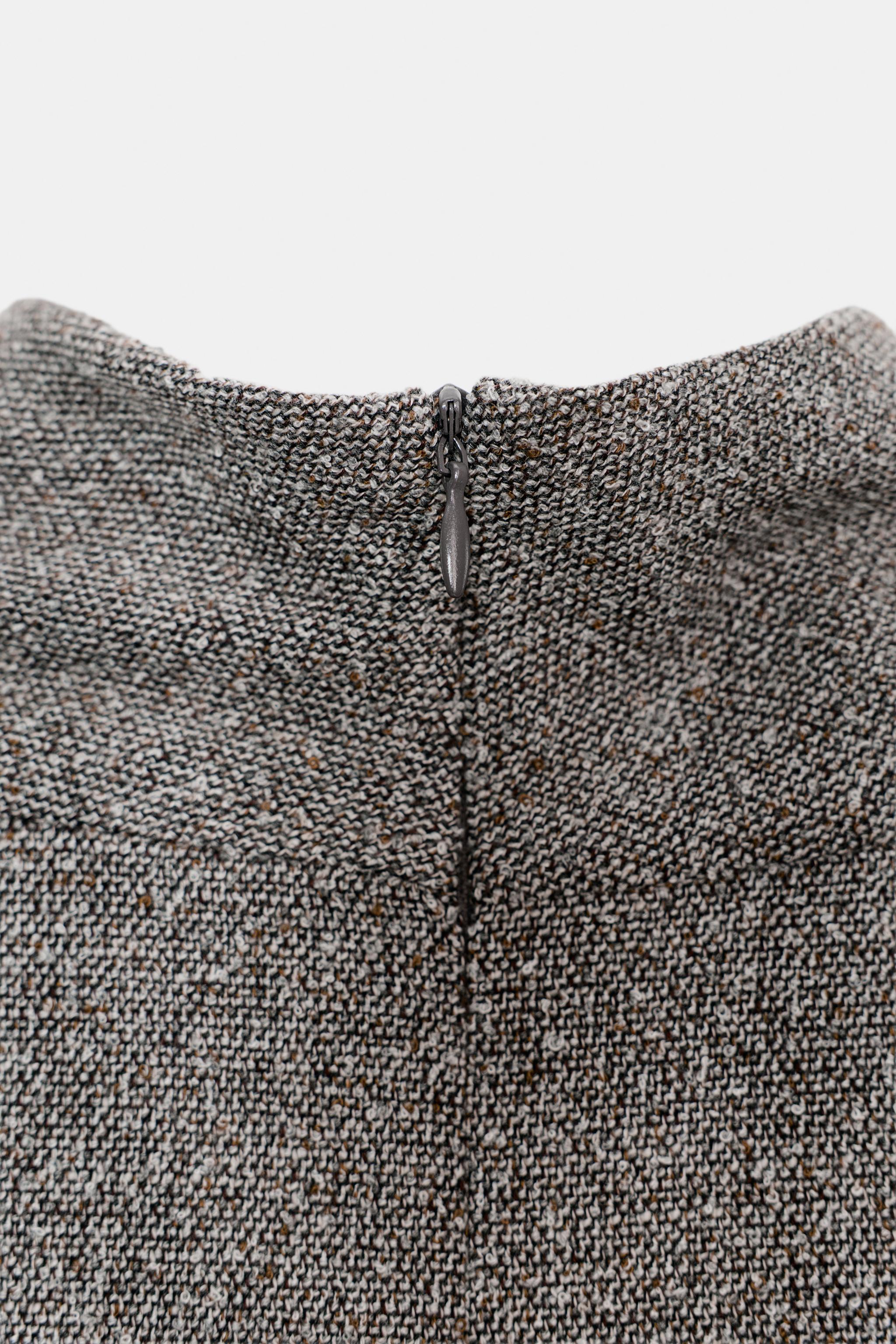 ROBE MI-LONGUE STRUCTURÉE CEINTURE